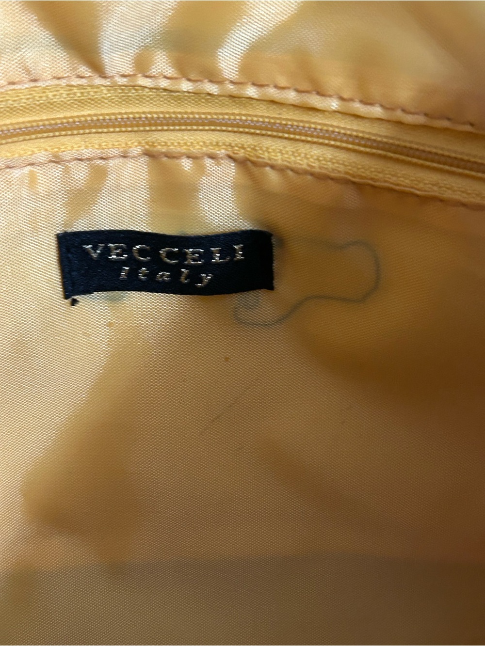 Vecceli Italy Yellow Croc-Embossed Tote Bag - Picture 10 of 11